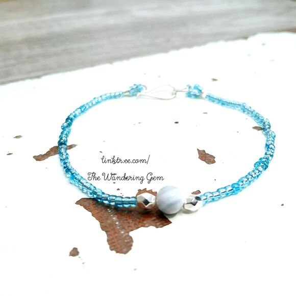 Dainty Blue Lace Agate Crystal Beaded Bracelet, Gemstone Bracelet, 7.5" - Picture 2 of 4